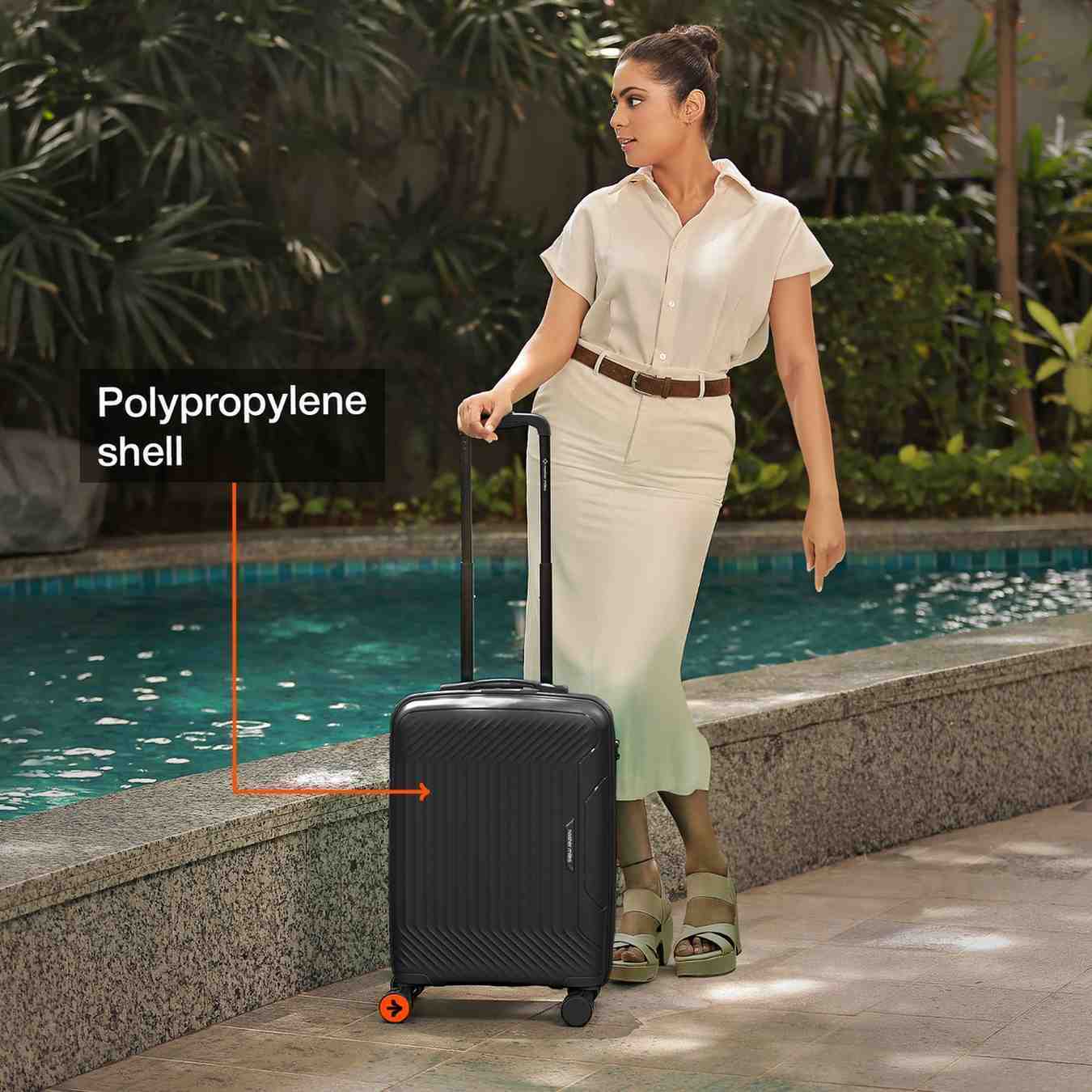 NasherMiles-Coorg-Hardsided-luggage-55cm.webp2_b2491af1-0cbf-4c2d-b7f0-e259d32f3ed7.jpg